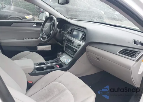 2016 Hyundai Sonata Plug-In Hybrid из США, поврежденный, VIN KMHE14L21GA022368